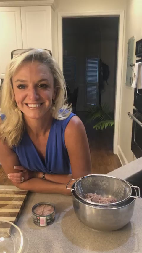 The SECRET to Delish Peri-Peri Tuna Salad - how to make it delicious, even for those who don't LOVE tuna salad lol.  Check out Scott and Heather Harlow explain the SECRET!